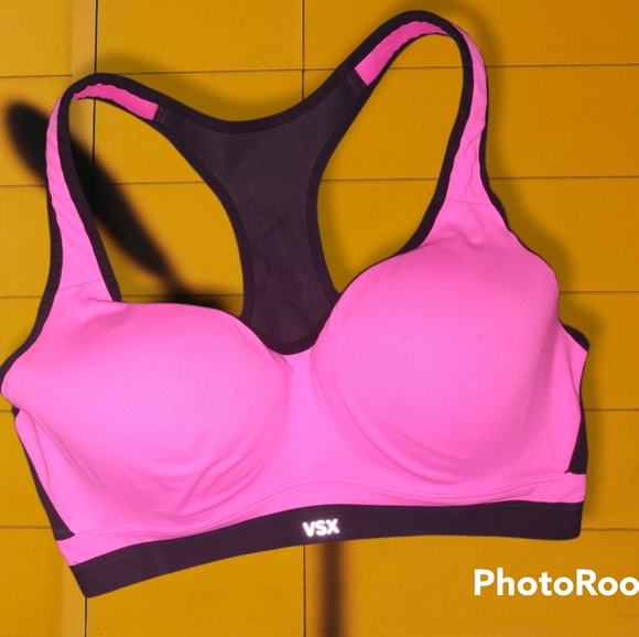 V.S PINK Sports Bra 34 DD - Picture 2 of 7